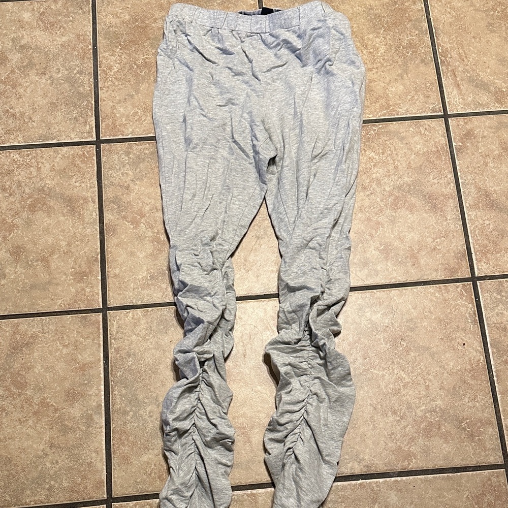SHEIN Gray Ruched Leggings